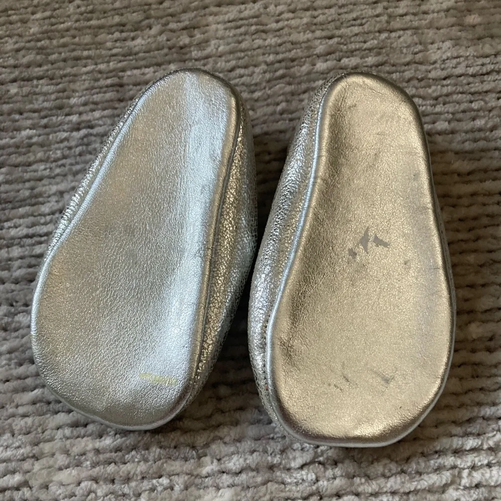 Little‎ Marc Jacobs Mouse Ballet Flats Silver Baby Shoes Size 18/19